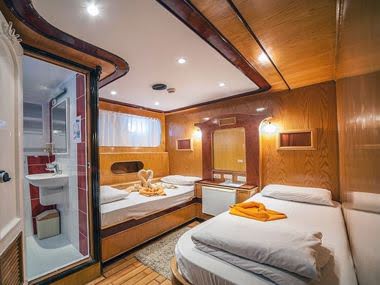 M/Y Seawolf Dominator  - Twin Cabin